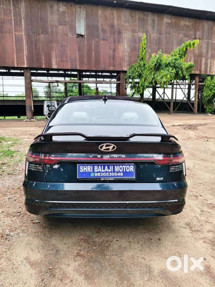 Hyundai Verna 1.5 Mpi Mt Sx (o), 2025, Petrol