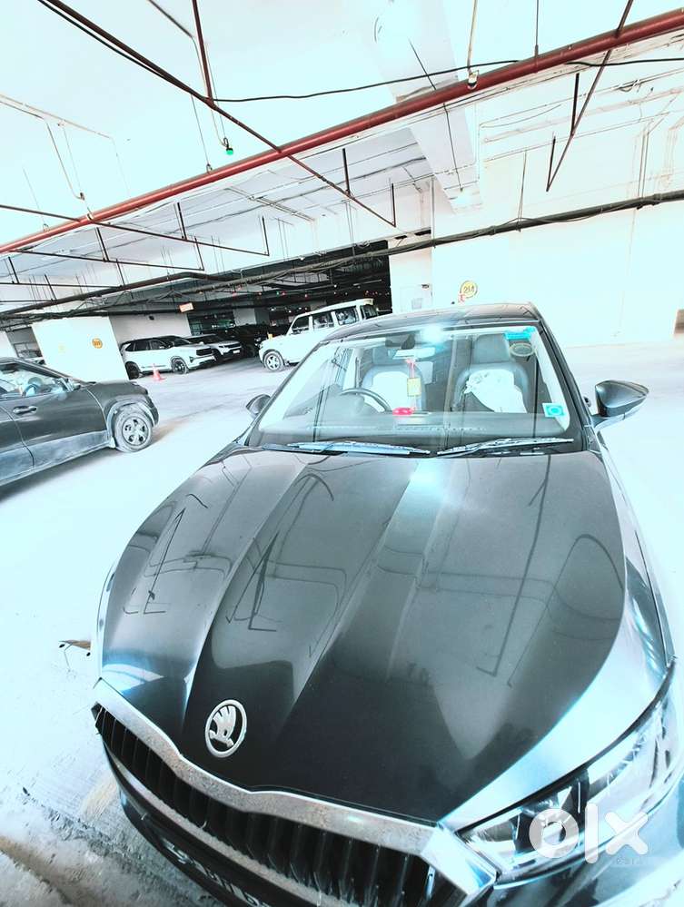 Skoda Slavia Petrol 2023