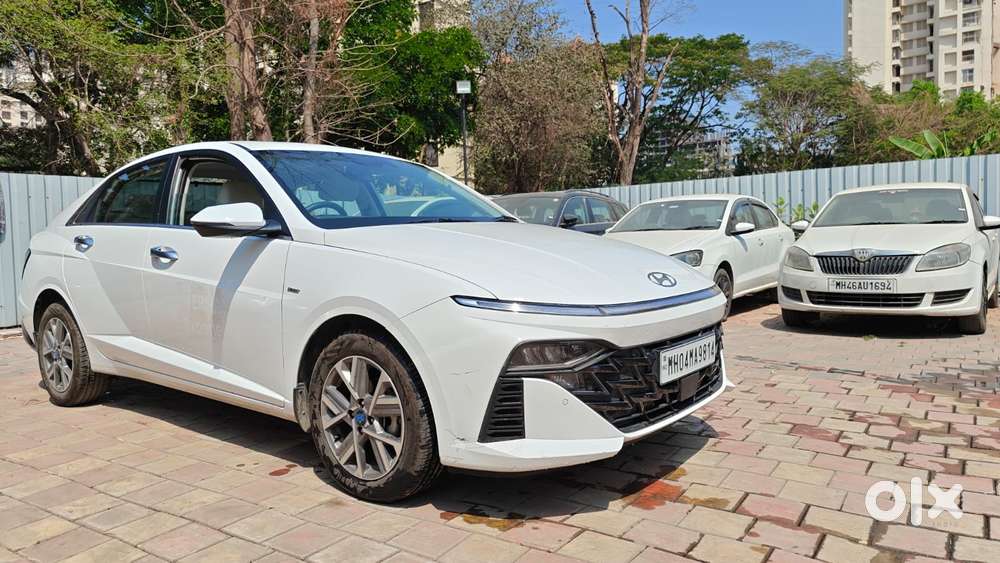 Hyundai Verna 1.5 Sx Vtvt Ivt, 2024, Petrol