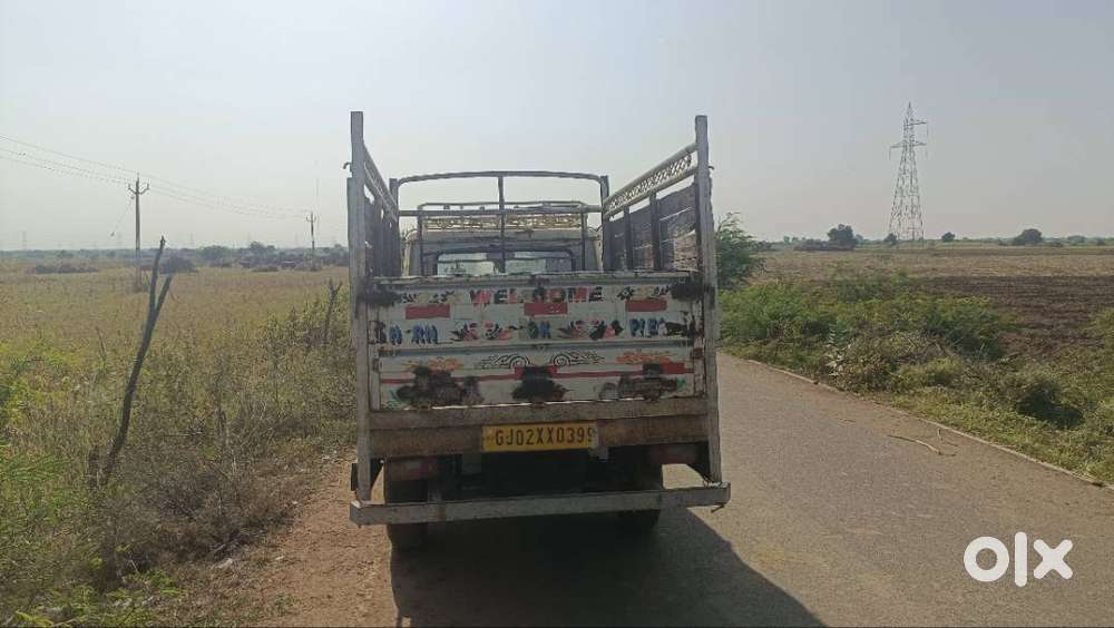 Mahindra Pickup