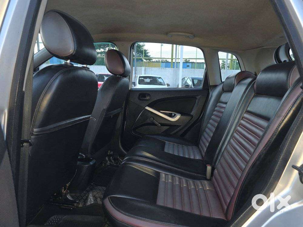 Ford Figo Petrol Titanium, 2010, Petrol