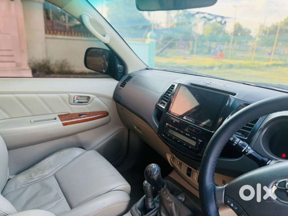 Toyota Fortuner 3.0 4x4 Manual, 2010, Diesel