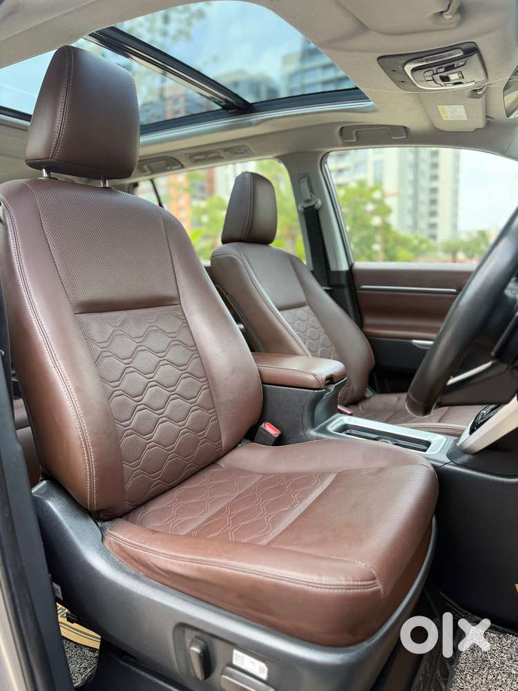Toyota Innova Hycross 2.0 Zx Hybrid 7 Str, 2023, Petrol