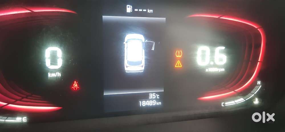 Kia Carens 1.5 Prestige 7 Str, 2023, Petrol