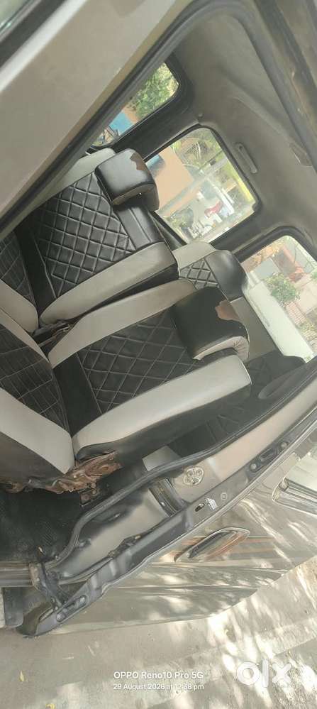 Maruti Suzuki Eeco Smiles 7 Seater Standard, 2017, Lpg