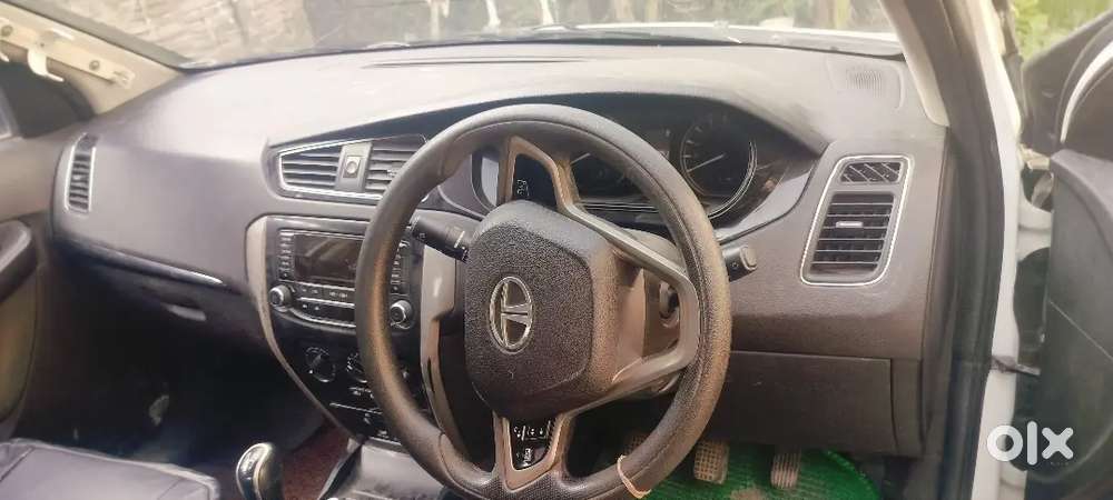 2016 Tata Bolt 1.2 Xe