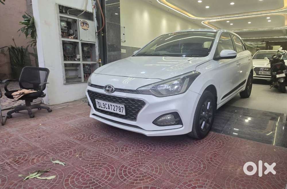 Hyundai Elite I20 Sportz (o) 1.2, 2020, Petrol