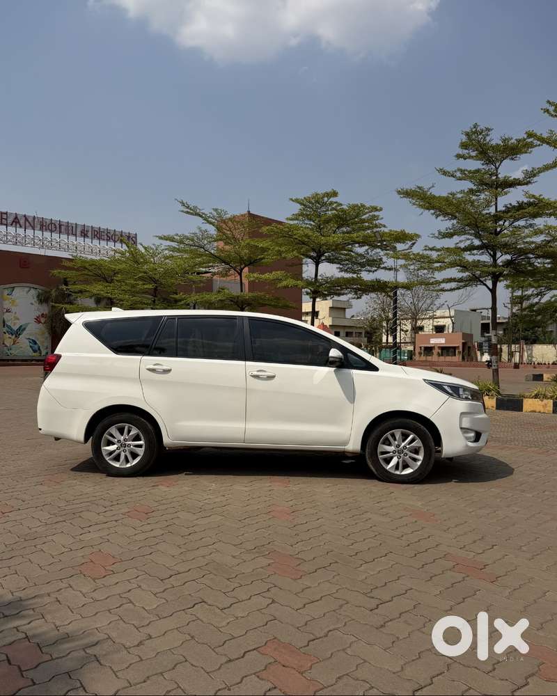 Toyota Innova Crysta 2.4 G (upgraded To 2025 Facelift Look) For Sale