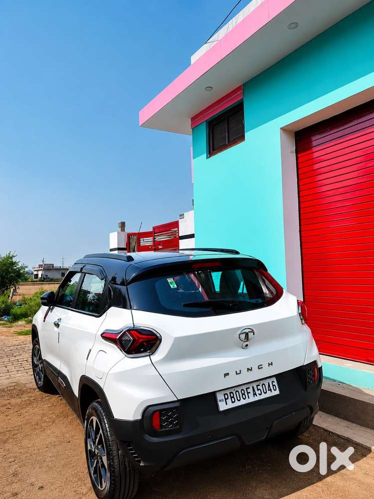 Tata Punch 2022 Petrol Automatic Year