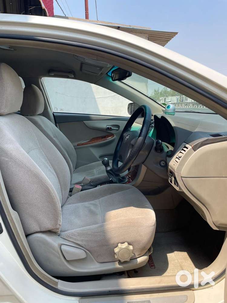 Toyota Corolla Altis  2030