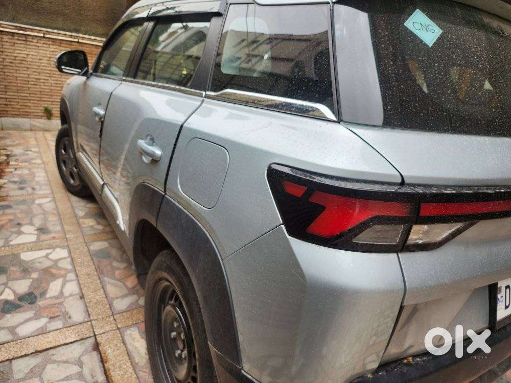 Maruti Suzuki Brezza 1.5 Lxi Cng, 2024, Cng & Hybrids