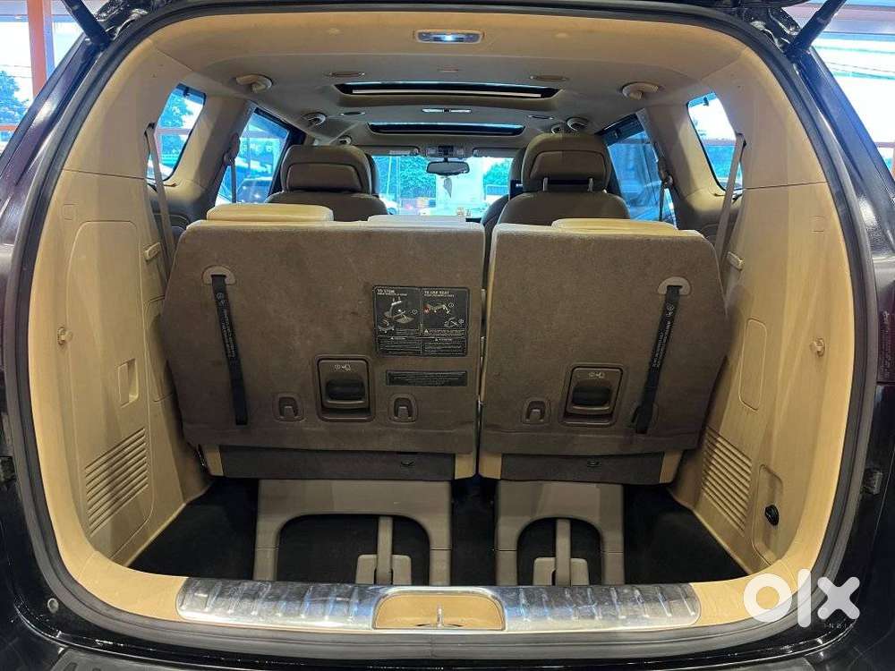Kia Carnival Limousine Plus 7 Str, 2022, Diesel