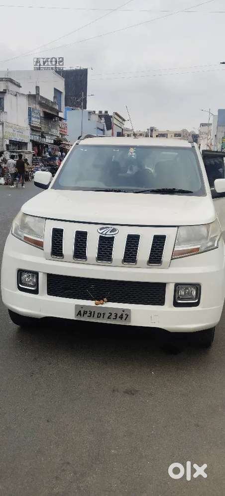 Mahindra Tuv 300 2016 Diesel 140000 Km Driven