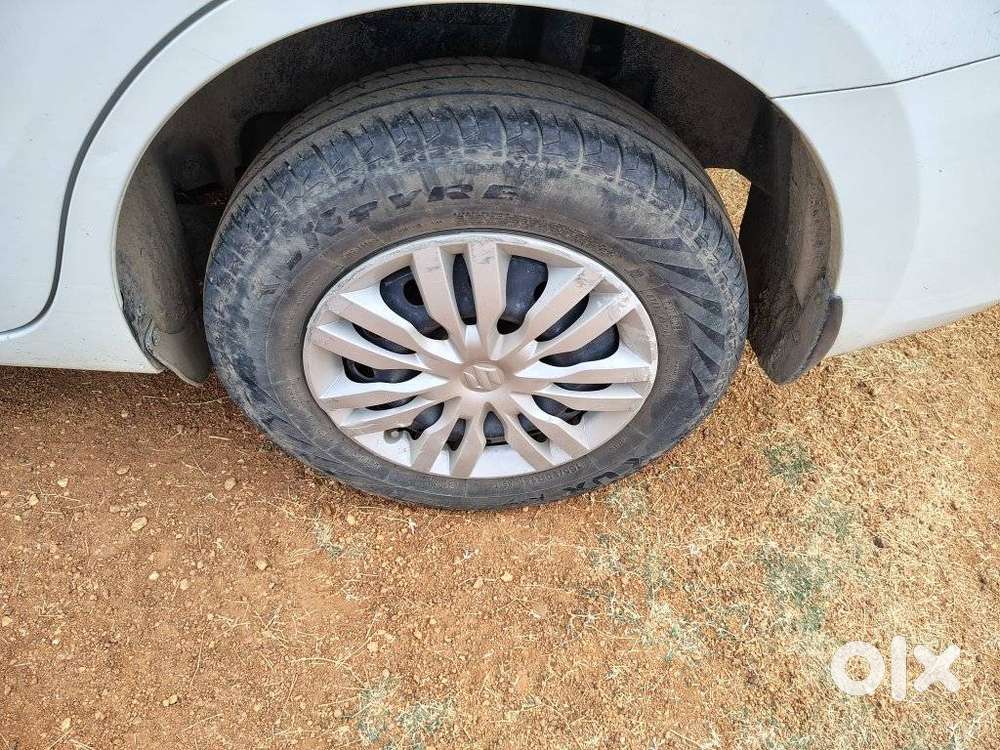 Maruti Suzuki Dzire 1.2 Vxi, 2022, Petrol