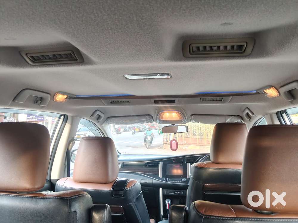 Toyota Innova Crysta 2.8z Automatic, 2018, Diesel