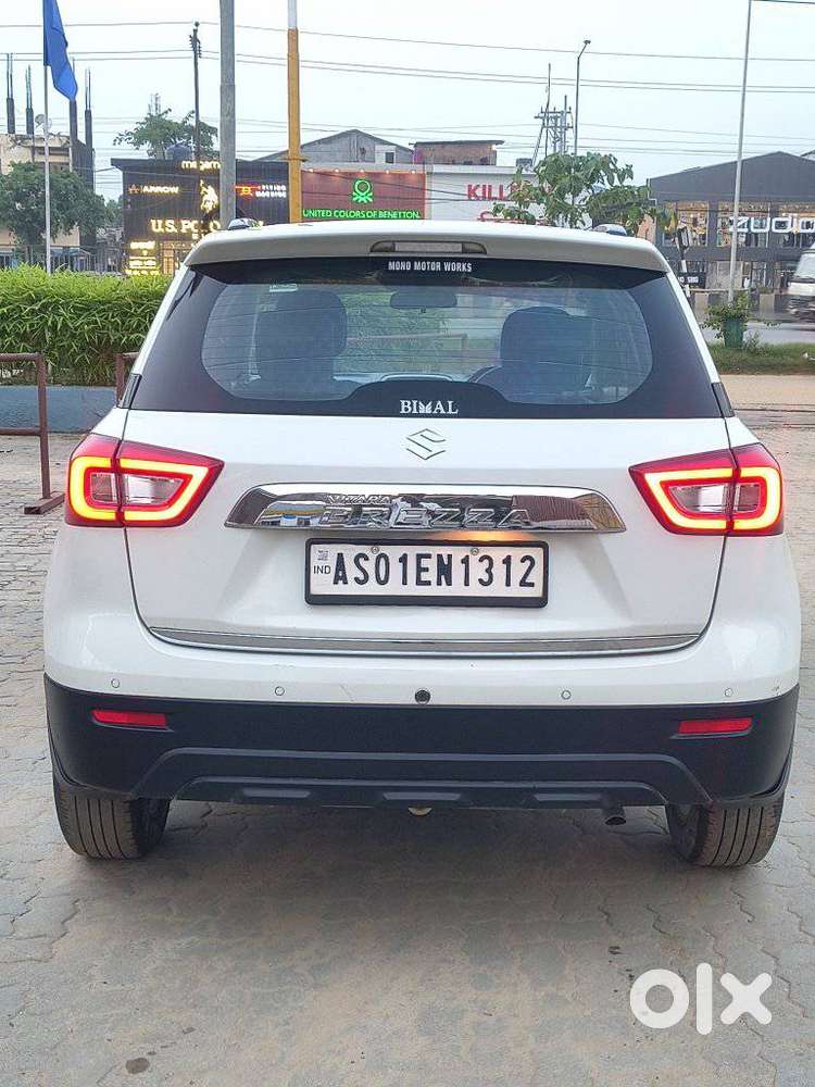 Maruti Suzuki Brezza 1.5 Zxi Smart Hybrid, 2020, Petrol