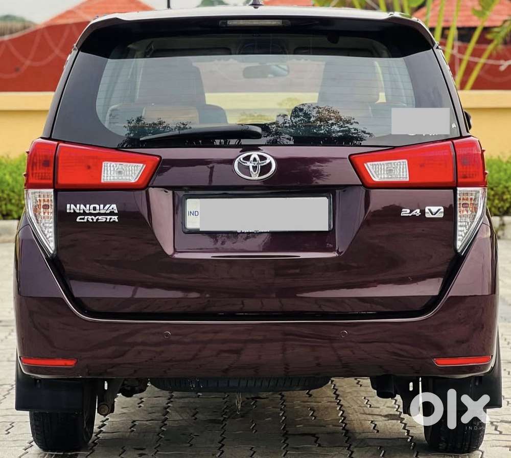 Toyota Innova Crysta 2.4 V 8 Str, 2019, Diesel