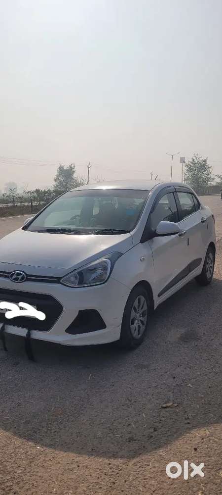 Super Condition One Hand Usses
Petrol With Cng On Papper