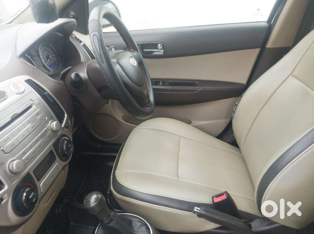 Hyundai I20 Petrol 75000 Km Driven