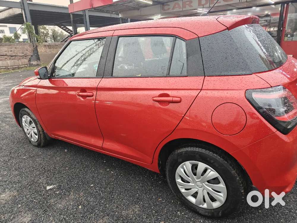 Maruti Suzuki Swift Petrol 2024