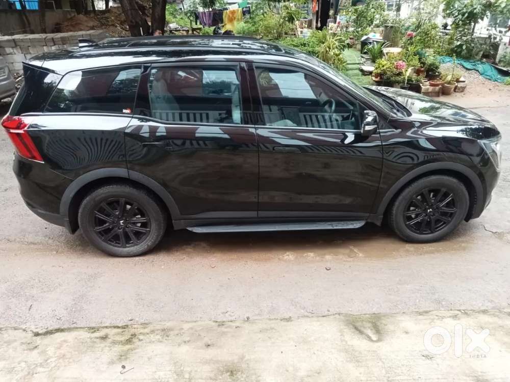 Mahindra Xuv700 2.2 Ax 7 Diesel Mt Luxury Pack Str, 2025, Diesel
