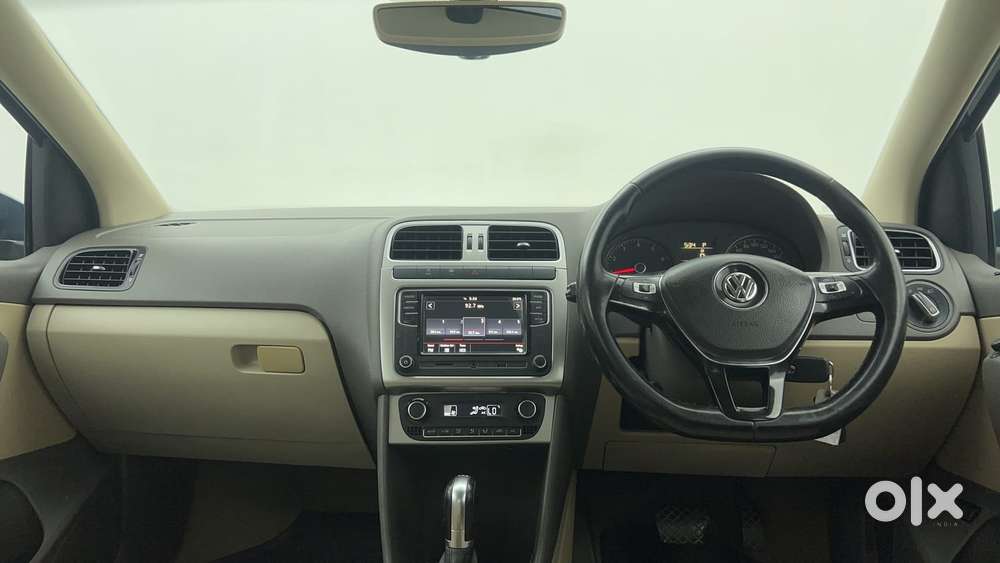 Volkswagen Vento 1.2l Tsi Highline Plus At Petrol, 2017, Petrol