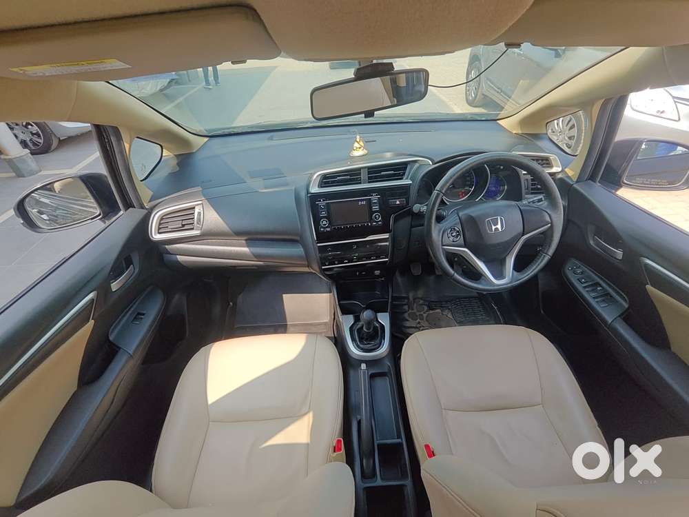 Honda Jazz V Mt Privilege, 2016, Petrol