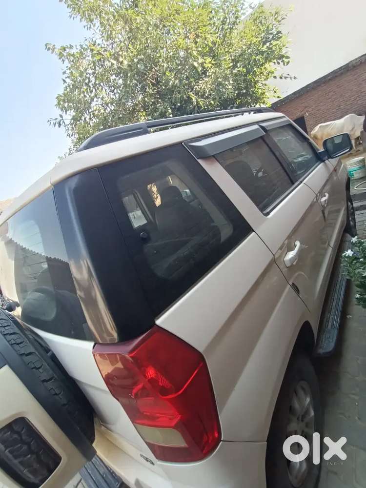 Mahindra Tuv 300 Plus