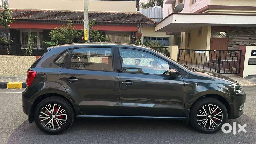 Volkswagen 2017 Km Driven 23600