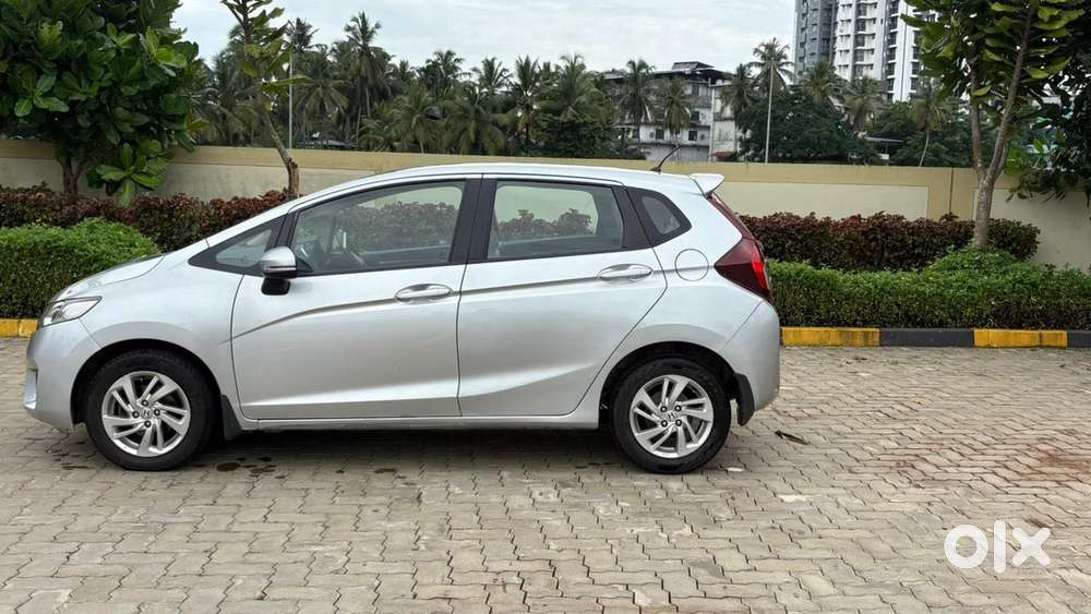 Honda Jazz V Automatic, 2017, Petrol