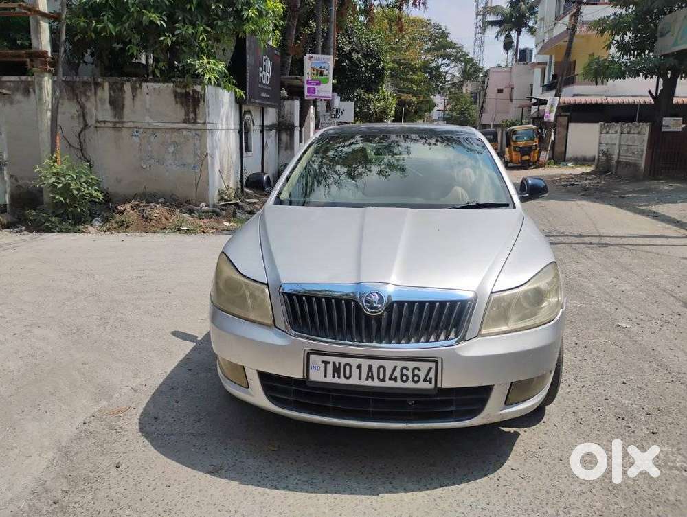 Skoda Laura 1.8 Tsi Ambition, 2011, Petrol