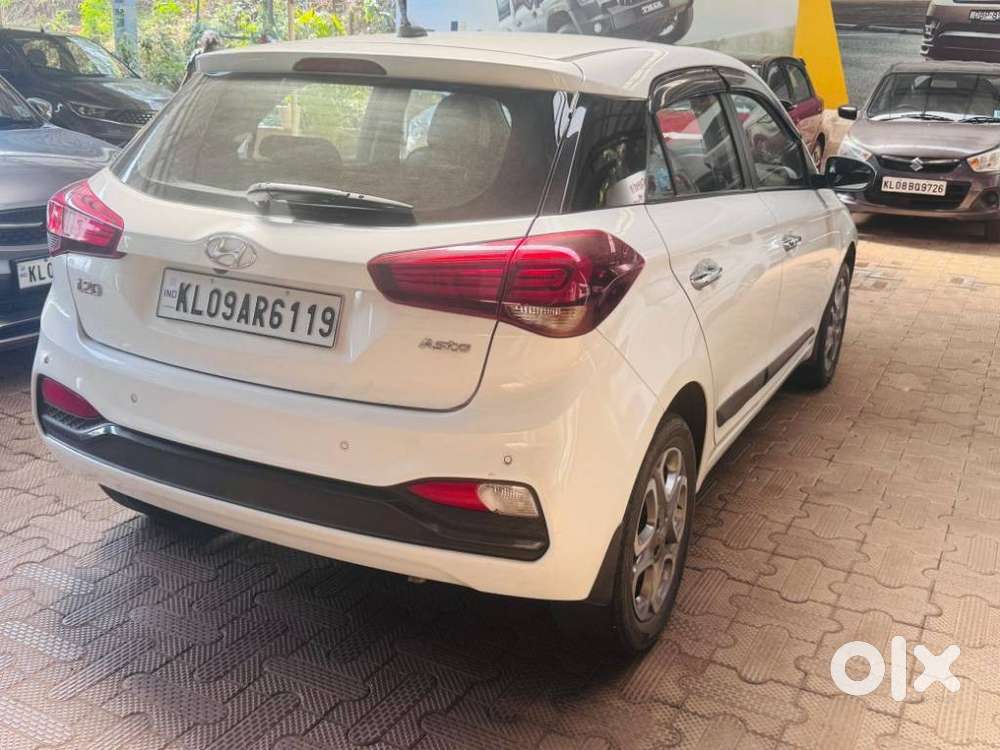 Hyundai Elite I20 Asta Option Cvt, 2018, Petrol