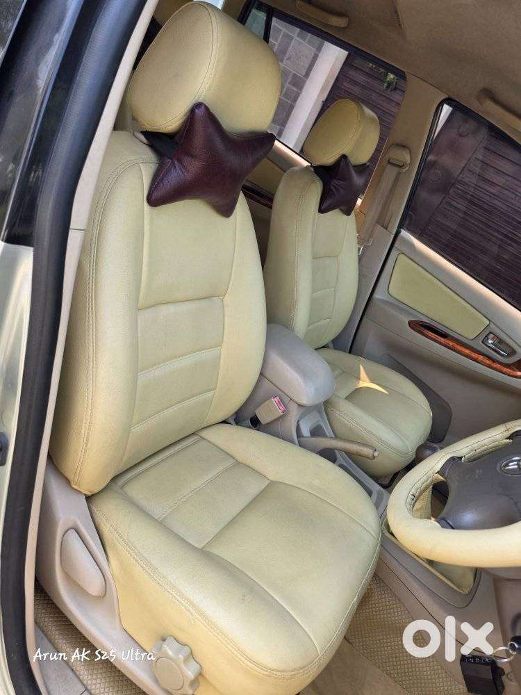 Toyota Innova 2009-2011 2.5 E 8 Str, 2008, Diesel