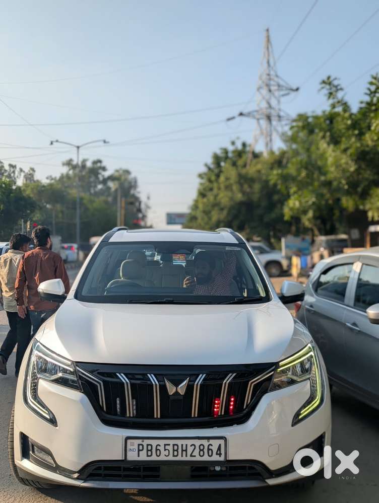 Mahindra Xuv700 2.2 Ax 7 Diesel At Str Awd, 2024, Diesel