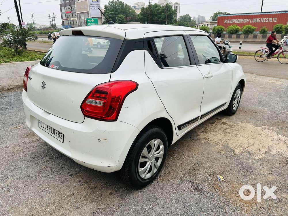 Maruti Suzuki Swift Vxi + Manual, 2023, Petrol