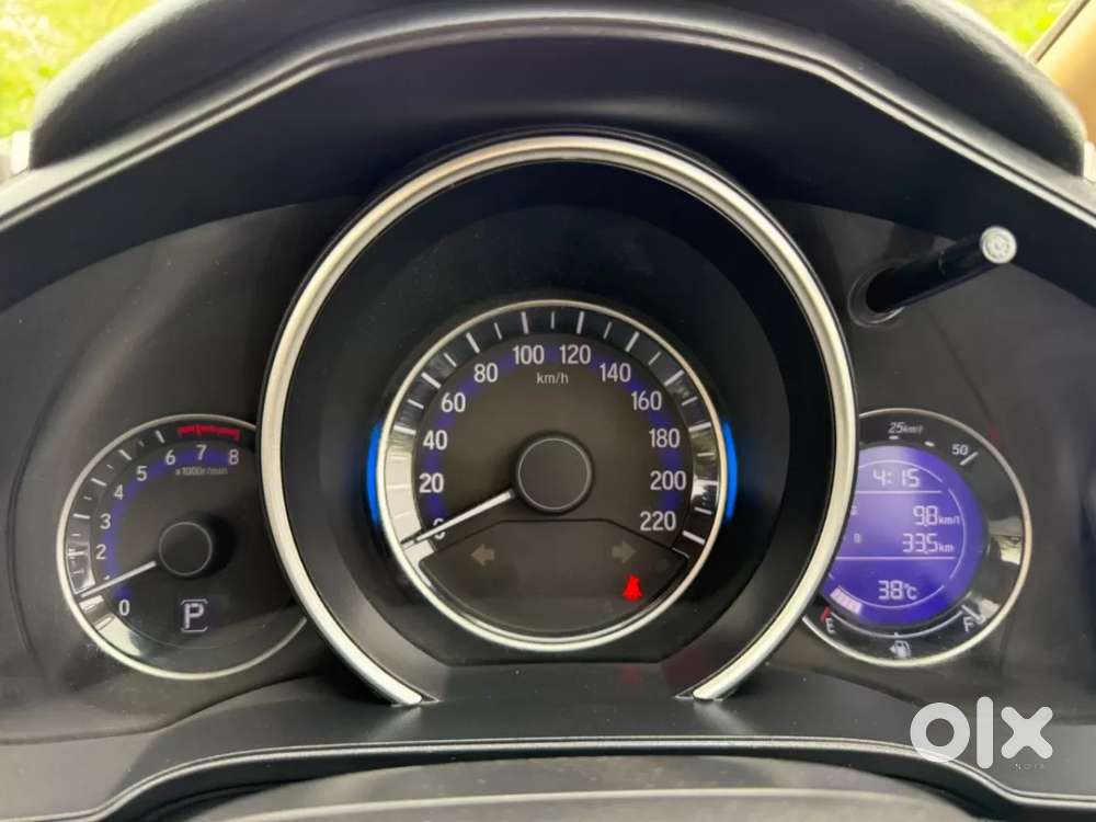 Honda Jazz V Cvt, 2015, Petrol