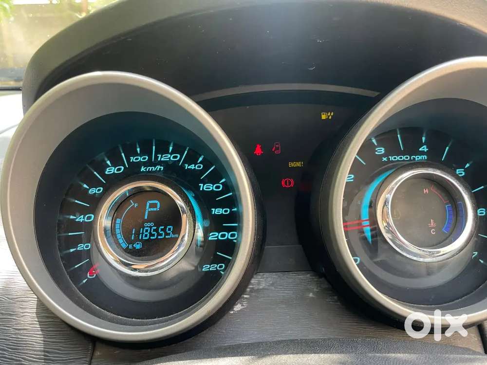 Mahindra Xuv500 2017 Diesel 118525 Km Driven