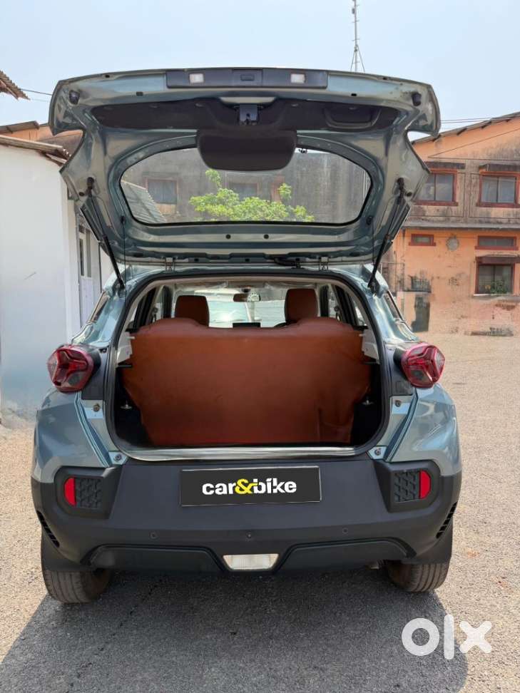 Tata Punch, 2022, Petrol
