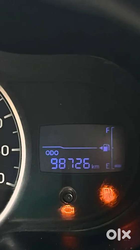 Hyundai I10 2012 Petrol+cng On Paper, 98730 Km Driven