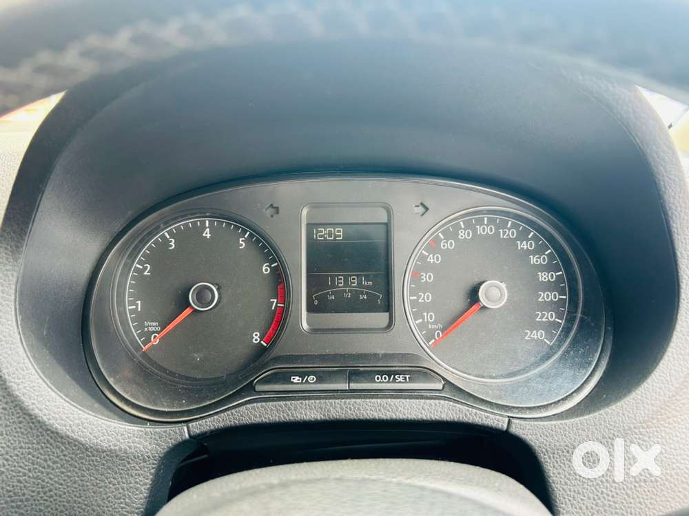 Volkswagen Polo Petrol 2014