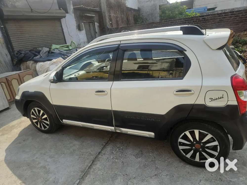 Toyota Etios Cross 2014 Diesel 135000 Km Driven