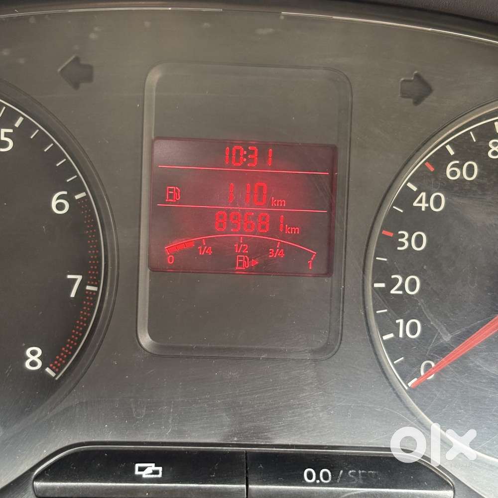 Volkswagen Polo Petrol Highline 1.2l, 2012, Petrol