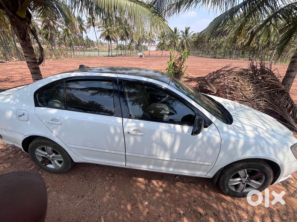 Skoda Laura Diesel 2011 Km Driven