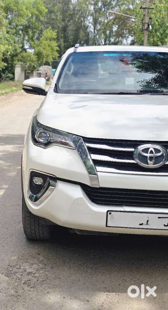 Toyota Fortuner 4x2 At 2.8 Diesel, 2018, Diesel