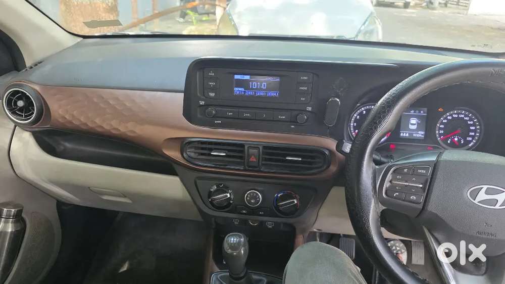 Aura Petrol Cng