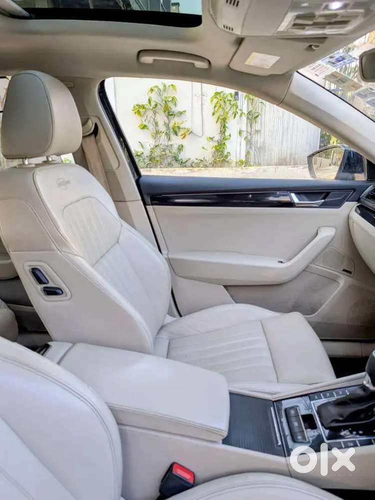 Skoda Superb L&k 2018 Petrol 82000 Km Driven