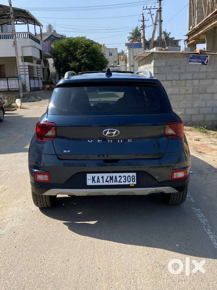 Hyundai Venue Sx (o) Mt 1.5 Diesel, 2021, Diesel