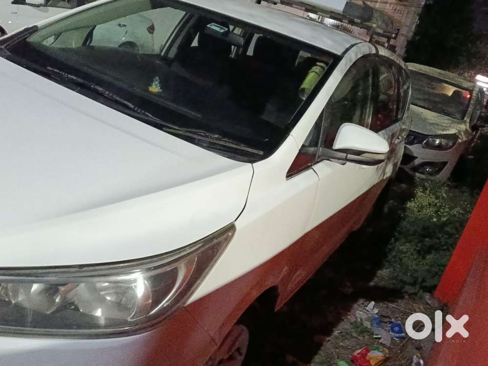Toyota Innova Crysta G 8 Str, 2019