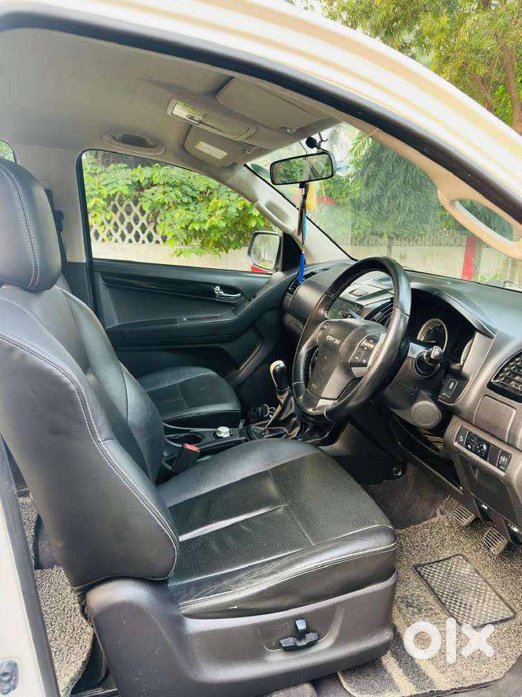 Isuzu D-max V-cross High (z), 2019, Diesel