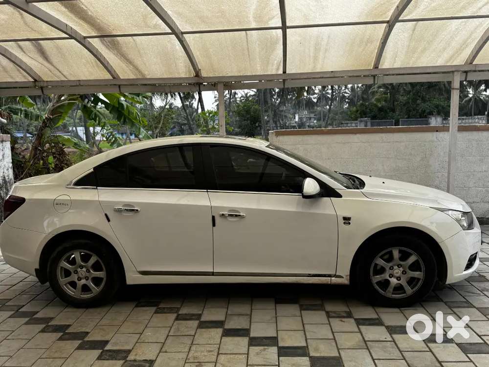 Chevrolet Cruze – Well Maintained
* Chevrolet Cruze Ltz 2010